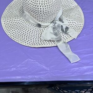 Chic White and Black Wide-Brimmed Hat with Ribbon